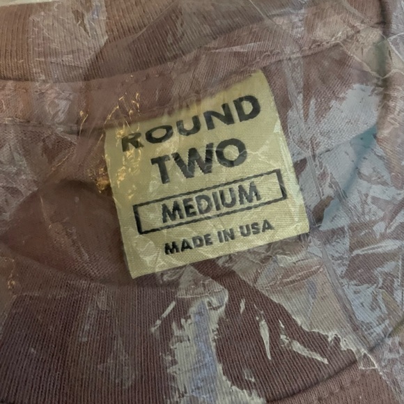 Round Two Beatle T-shirt - Picture 2 of 4